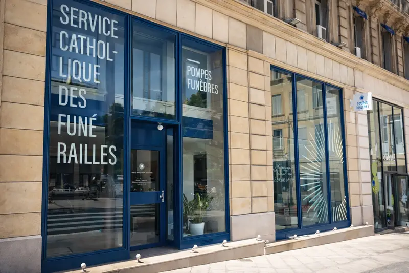 Agence SCF Marseille 13006